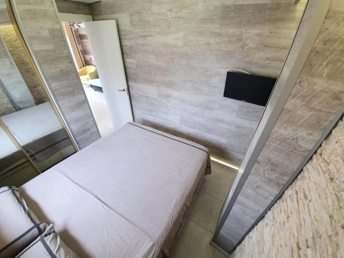 Apartamento En Salou Con Las Vistas Al Port Aventura Bagian luar foto