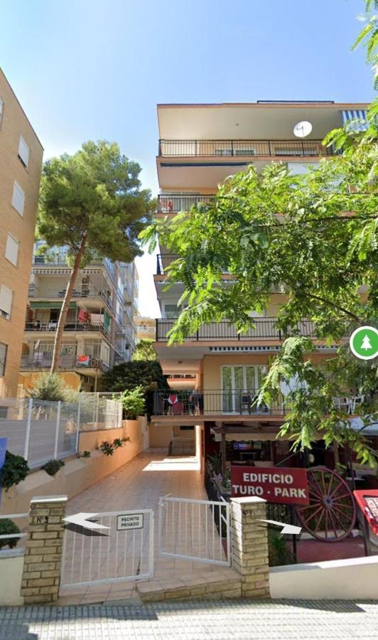 Apartamento En Salou Con Las Vistas Al Port Aventura Bagian luar foto
