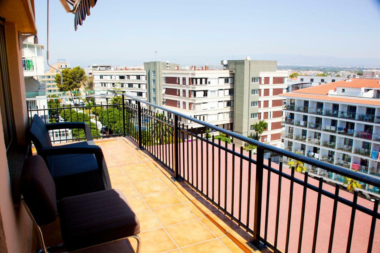 Apartamento En Salou Con Las Vistas Al Port Aventura Bagian luar foto