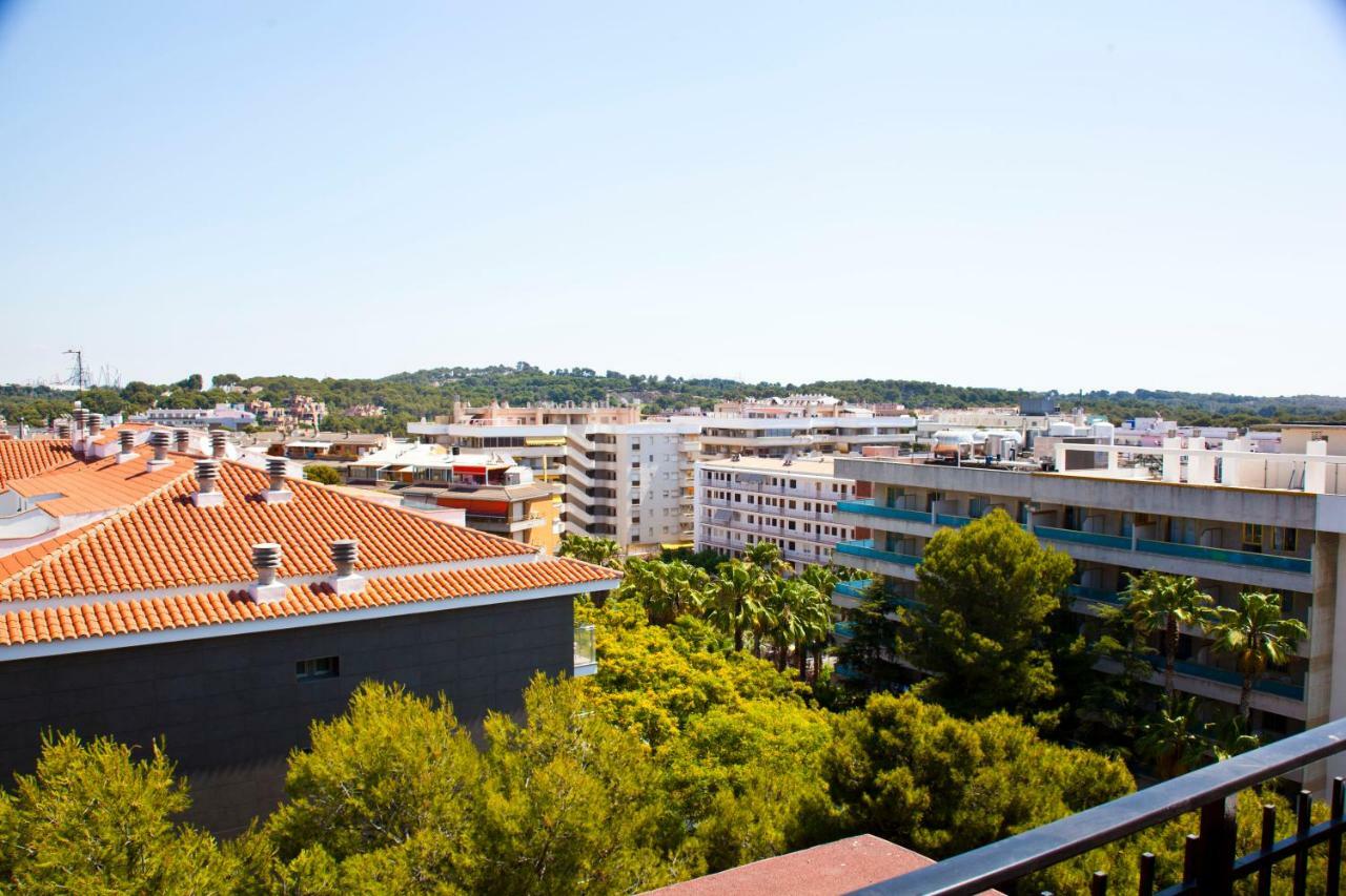 Apartamento En Salou Con Las Vistas Al Port Aventura Bagian luar foto
