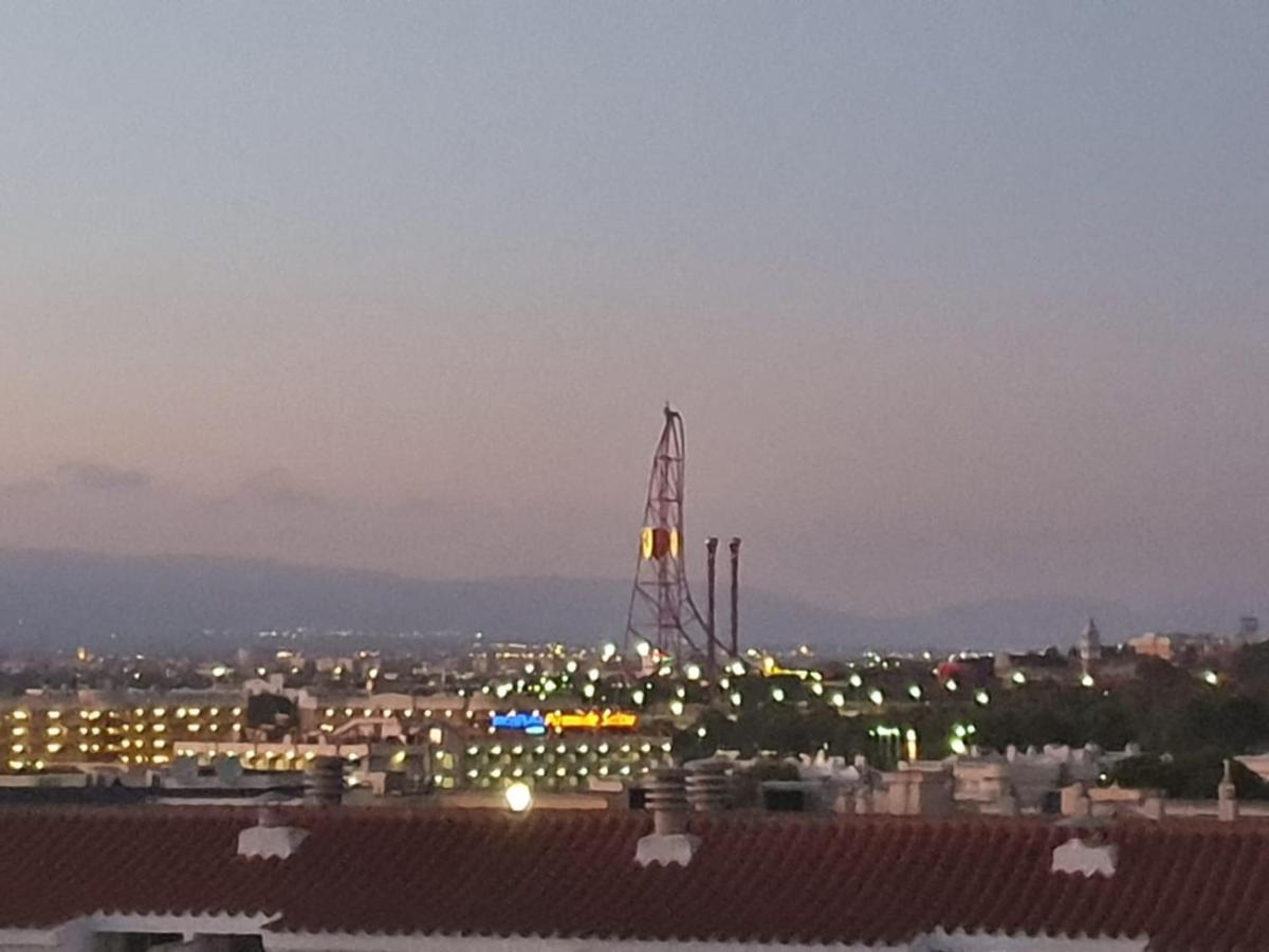 Apartamento En Salou Con Las Vistas Al Port Aventura Bagian luar foto